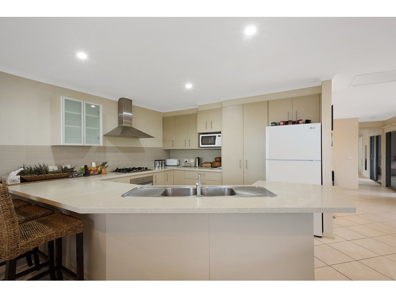 3/2b Surf Circle, Tura Beach NSW 2548