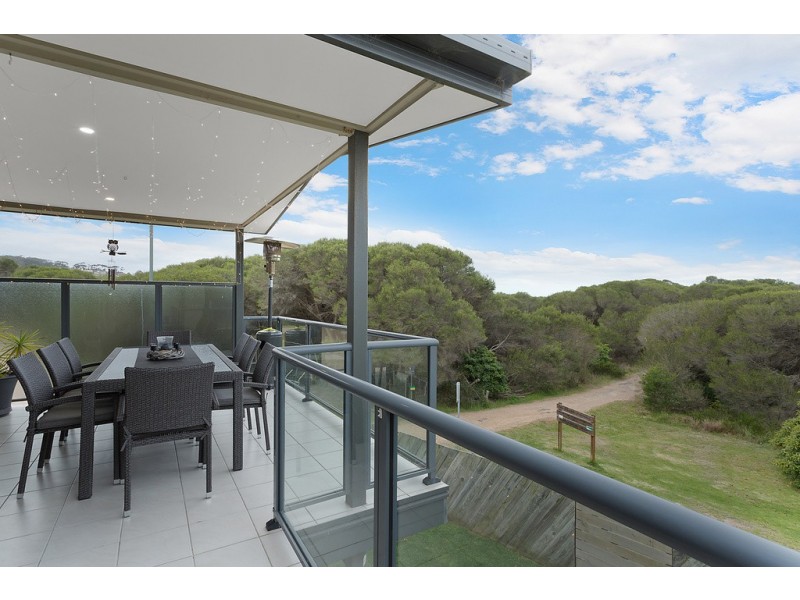 3/2b Surf Circle, Tura Beach NSW 2548