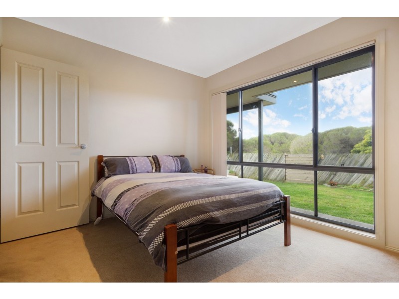 3/2b Surf Circle, Tura Beach NSW 2548