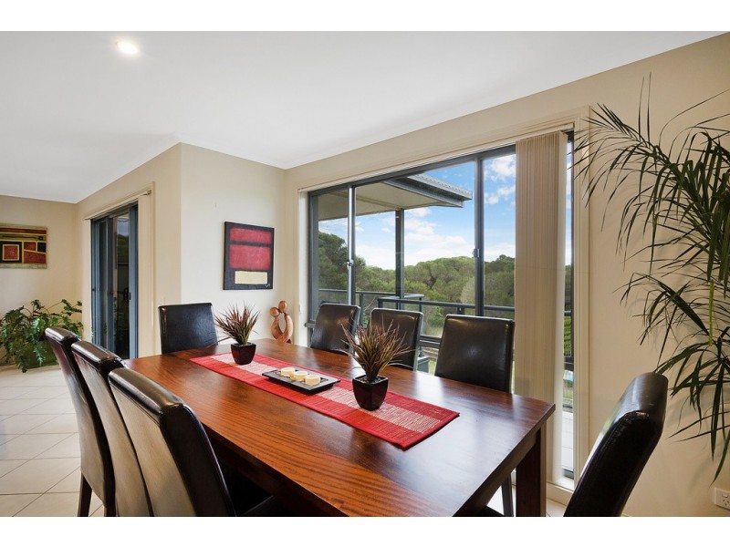 3/2b Surf Circle, Tura Beach NSW 2548