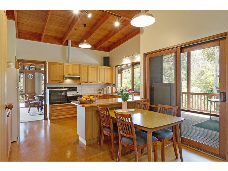 12 Lake Street, Merimbula NSW 2548