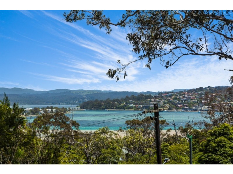 12 Lake Street, Merimbula NSW 2548