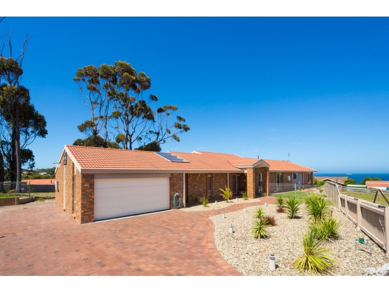 13 Beachview, Tura Beach NSW 2548