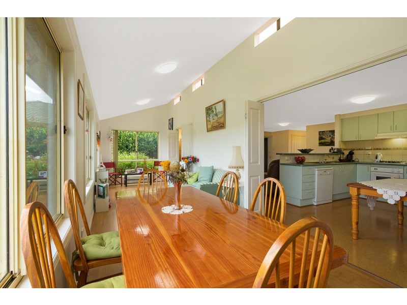 17 James Cook Court, Tura Beach NSW 2548