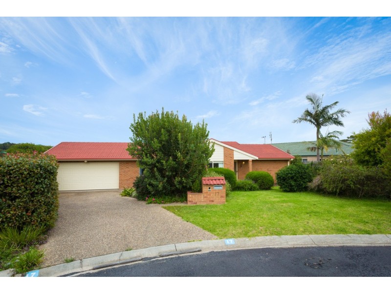 17 James Cook Court, Tura Beach NSW 2548
