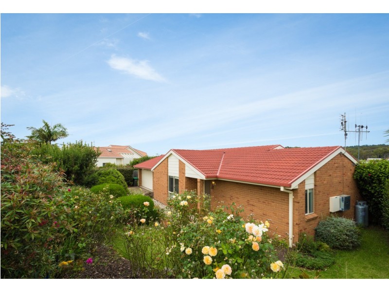 17 James Cook Court, Tura Beach NSW 2548