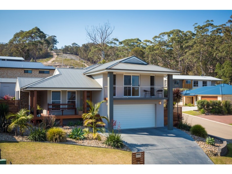 6 MULLOWAY CIRCUIT, Merimbula NSW 2548