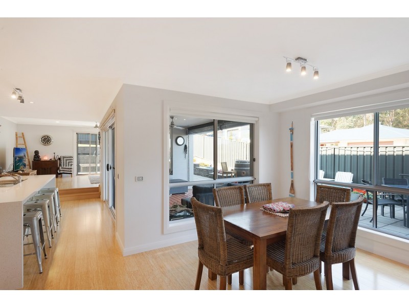 6 MULLOWAY CIRCUIT, Merimbula NSW 2548