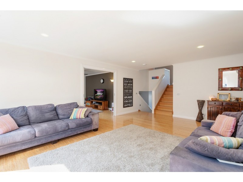 6 MULLOWAY CIRCUIT, Merimbula NSW 2548