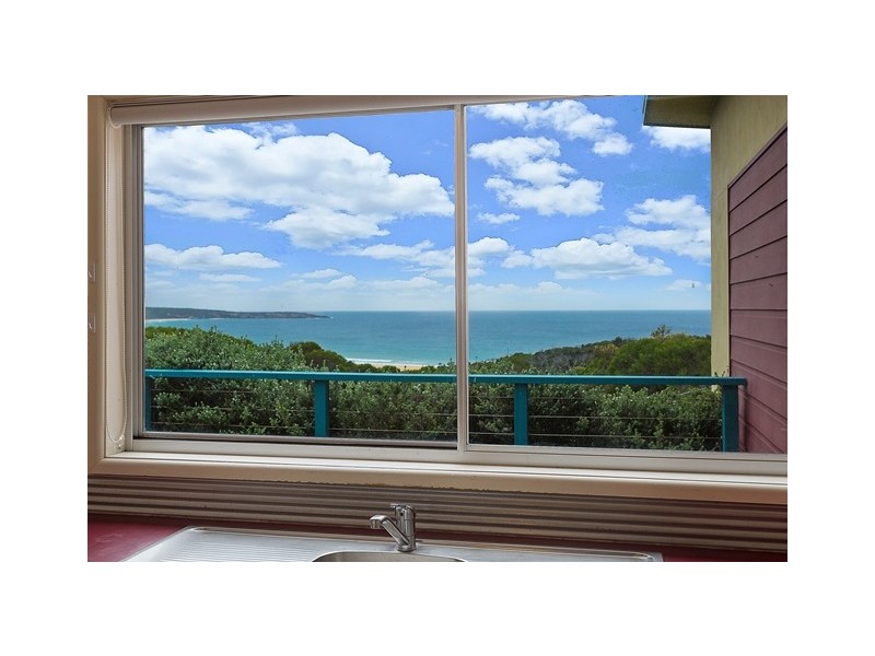 3 Lakeview Ave, Merimbula NSW 2548