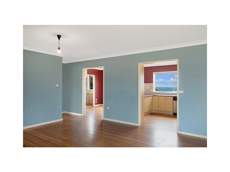 3 Lakeview Ave, Merimbula NSW 2548
