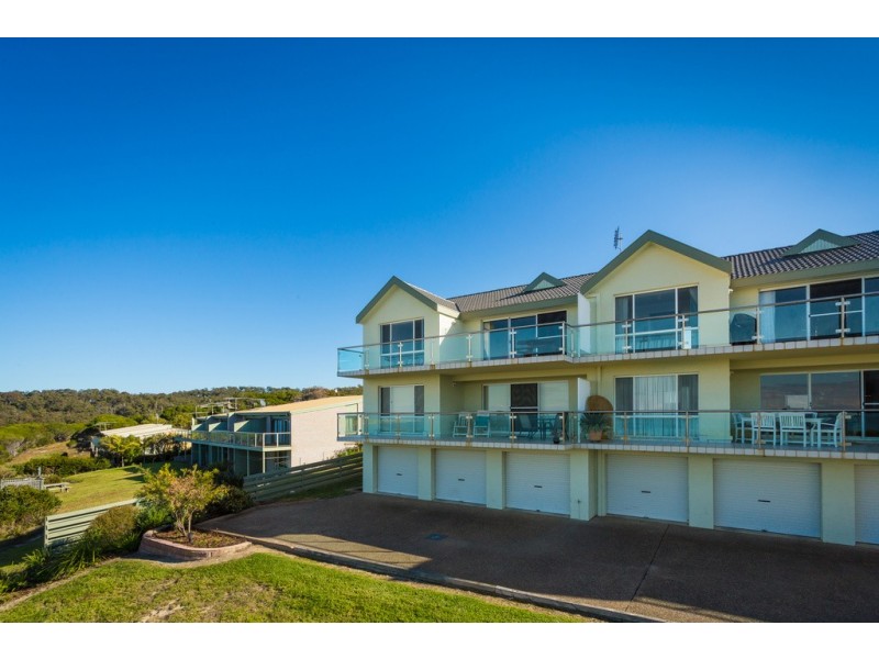 Unit 4 Quarter Deck, 18 Surf Circle, Tura Beach NSW 2548