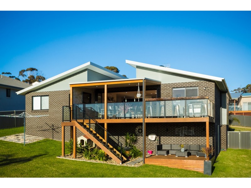 68 The Dress Circle, Tura Beach NSW 2548