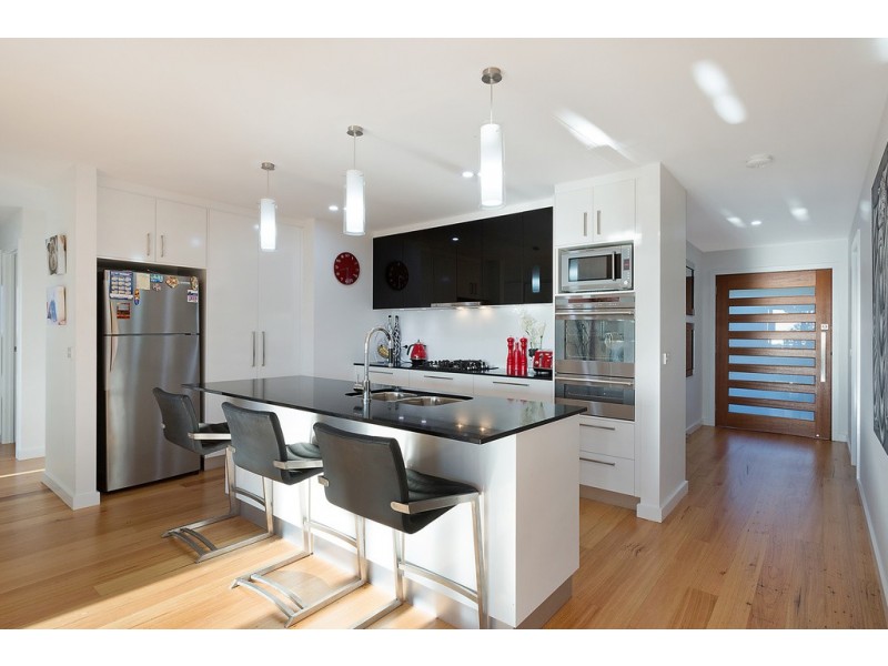 68 The Dress Circle, Tura Beach NSW 2548