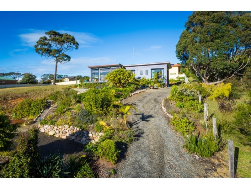 9 Kira Lani Court, Tura Beach NSW 2548