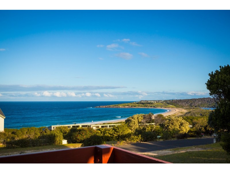 1 19 SURF CIRCLE, Tura Beach NSW 2548