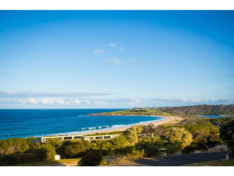1 19 SURF CIRCLE, Tura Beach NSW 2548