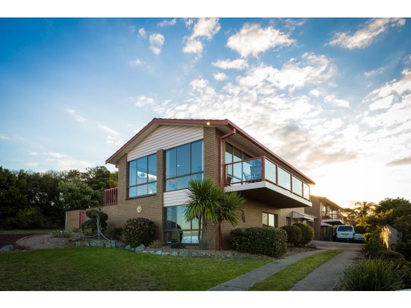 1 19 SURF CIRCLE, Tura Beach NSW 2548