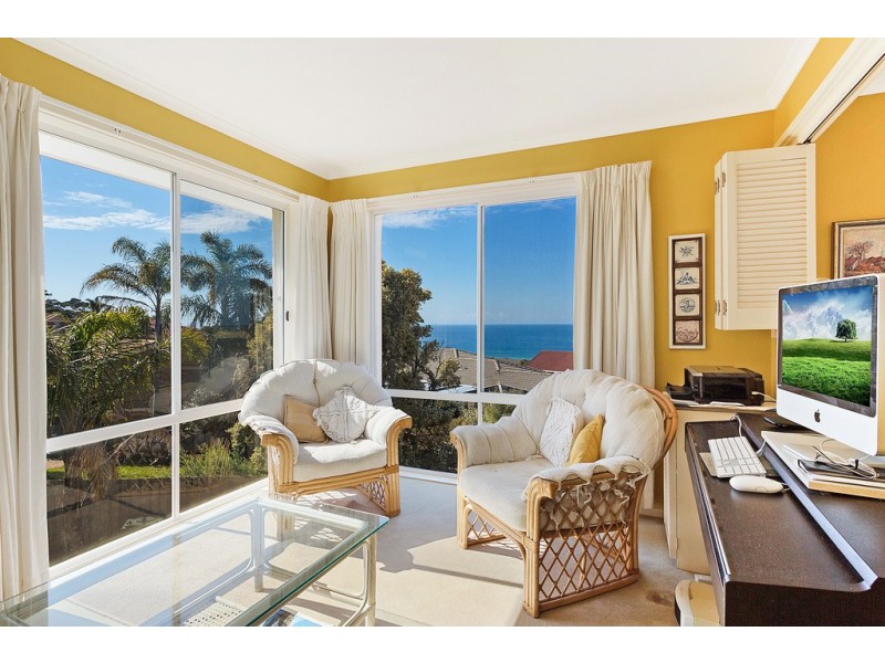14 Beachview Crt, Tura Beach NSW 2548