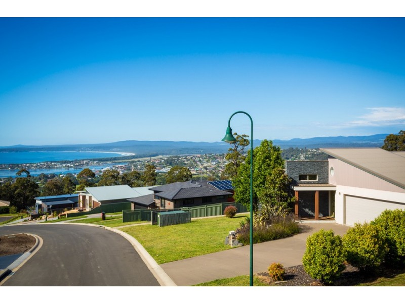 56 THE CREST, Mirador NSW 2548