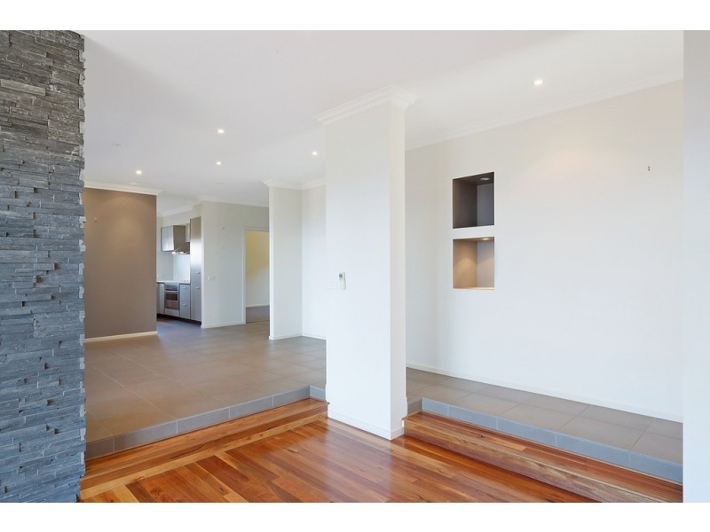 56 THE CREST, Mirador NSW 2548