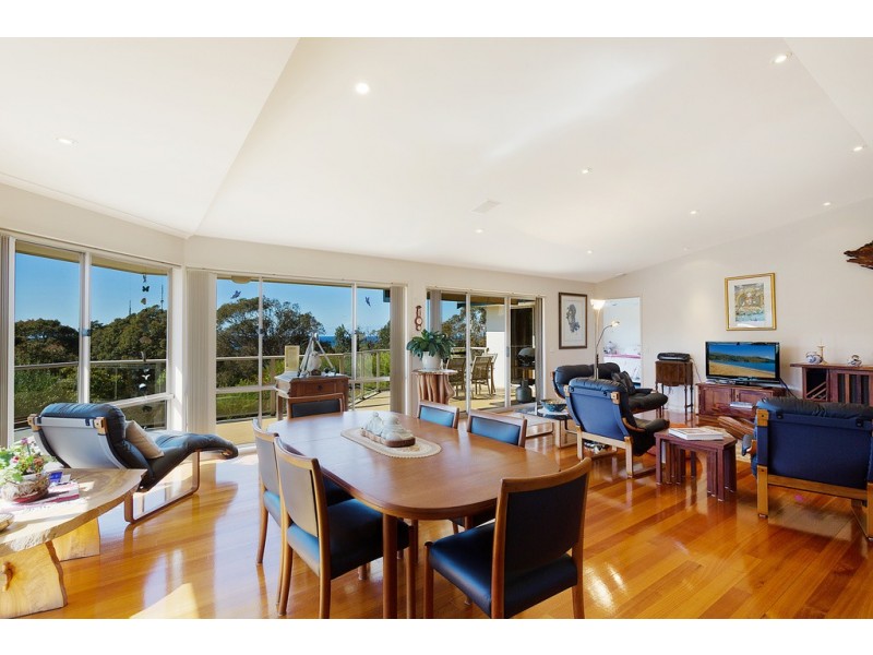 208 Pacific Way, Tura Beach NSW 2548