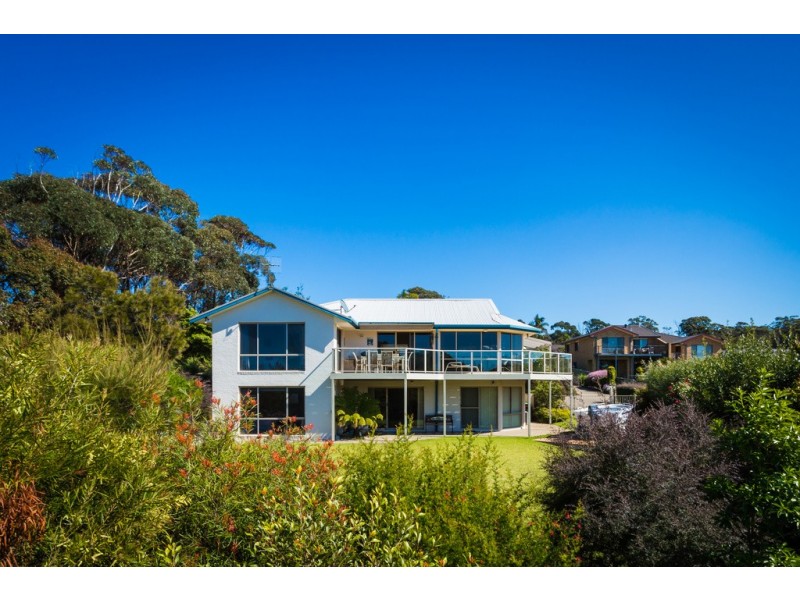 208 Pacific Way, Tura Beach NSW 2548