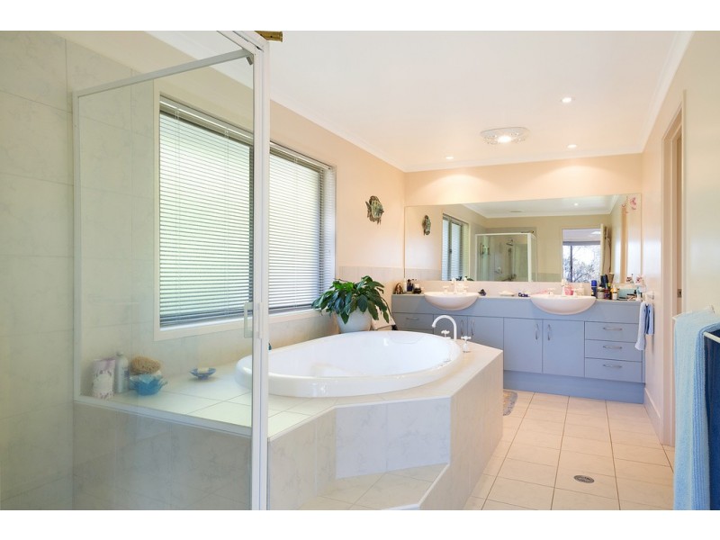 208 Pacific Way, Tura Beach NSW 2548