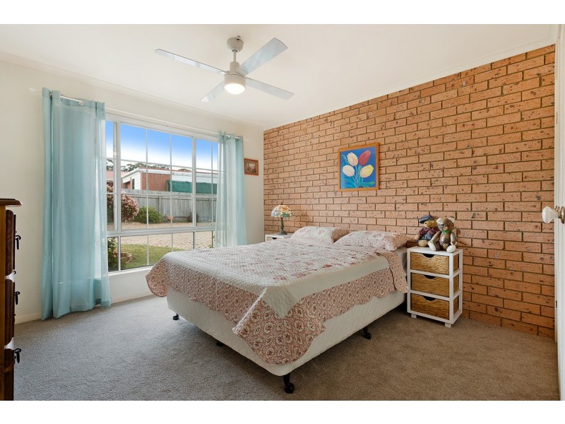 2/72 HEADLAND DRIVE, Tura Beach NSW 2548