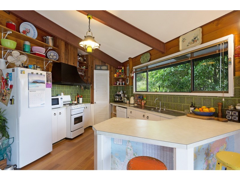 60 SURF CIRCLE, Tura Beach NSW 2548