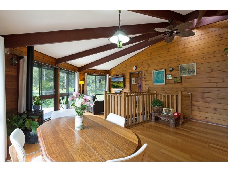 60 SURF CIRCLE, Tura Beach NSW 2548