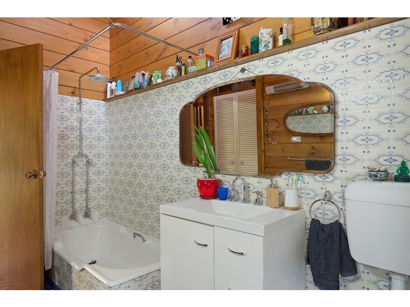 60 SURF CIRCLE, Tura Beach NSW 2548