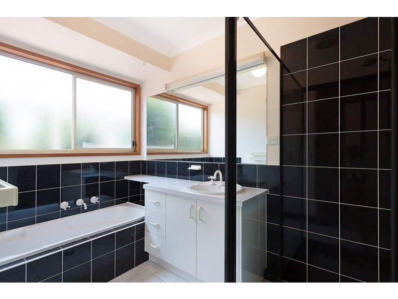 4 TEAL COURT, Merimbula NSW 2548