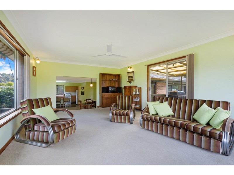 17 ILLAWONG HEIGHTS, Merimbula NSW 2548
