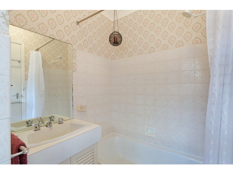 17 ILLAWONG HEIGHTS, Merimbula NSW 2548