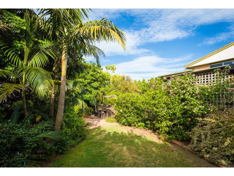 17 ILLAWONG HEIGHTS, Merimbula NSW 2548