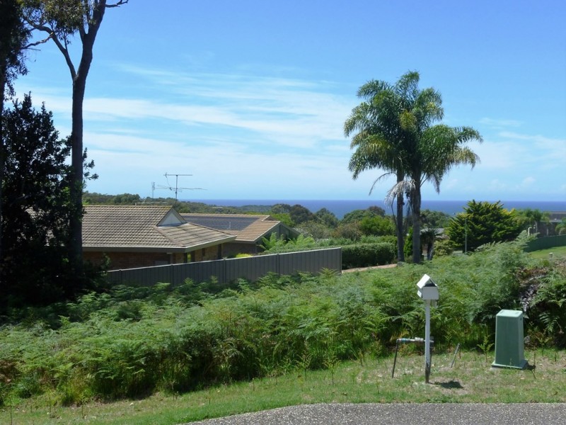 9 FLORA COURT, Tura Beach NSW 2548
