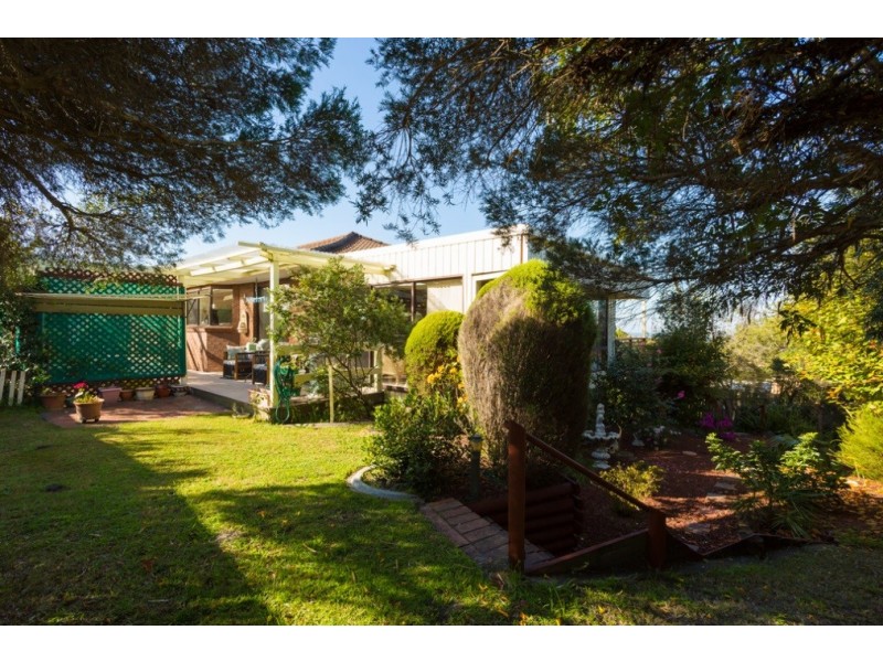 17 TELOPEA CRESCENT, Tura Beach NSW 2548