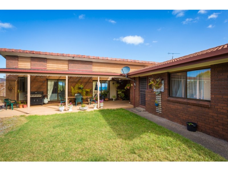 5 WARATAH COURT, Tura Beach NSW 2548