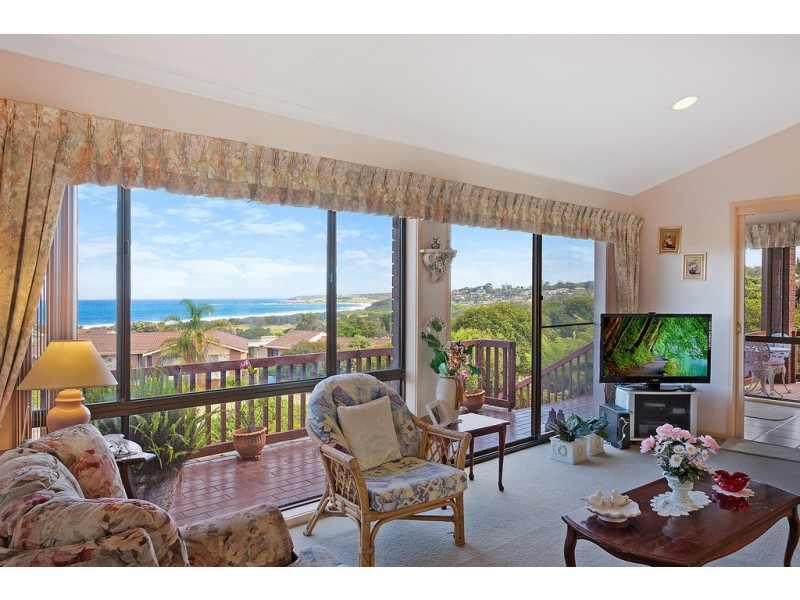 5 WARATAH COURT, Tura Beach NSW 2548