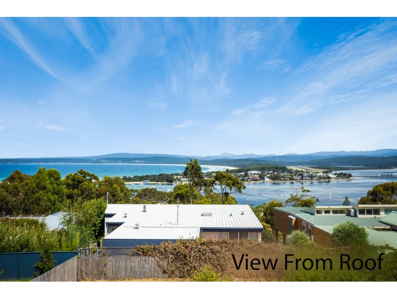 34 LAKEVIEW AVENUE, Merimbula NSW 2548