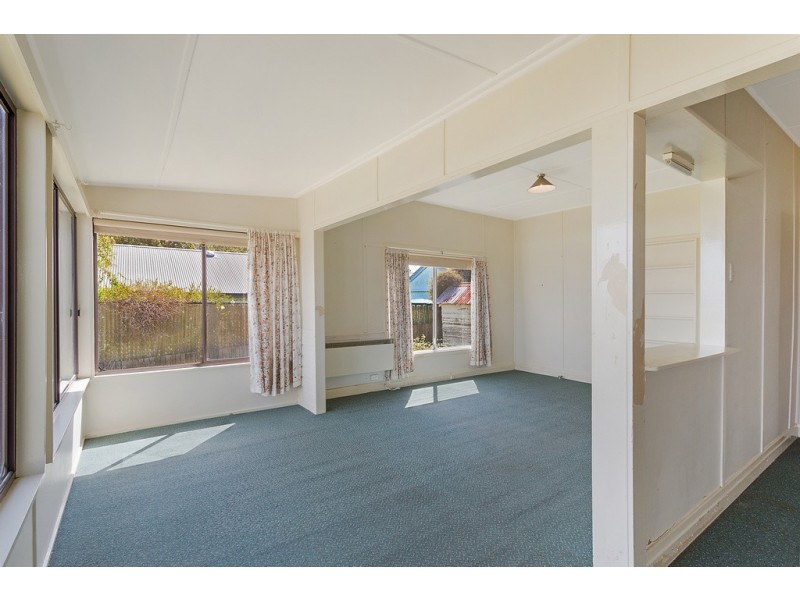 34 LAKEVIEW AVENUE, Merimbula NSW 2548