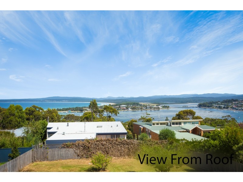 34 LAKEVIEW AVENUE, Merimbula NSW 2548