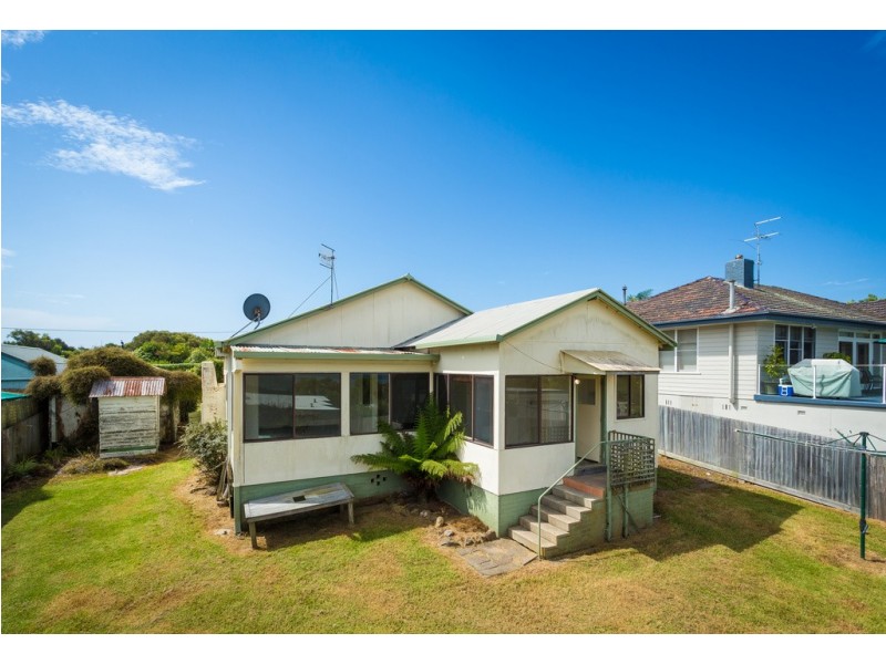 34 LAKEVIEW AVENUE, Merimbula NSW 2548