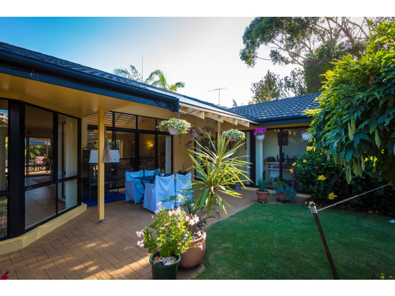 3 HAKEA PLACE, Tura Beach NSW 2548
