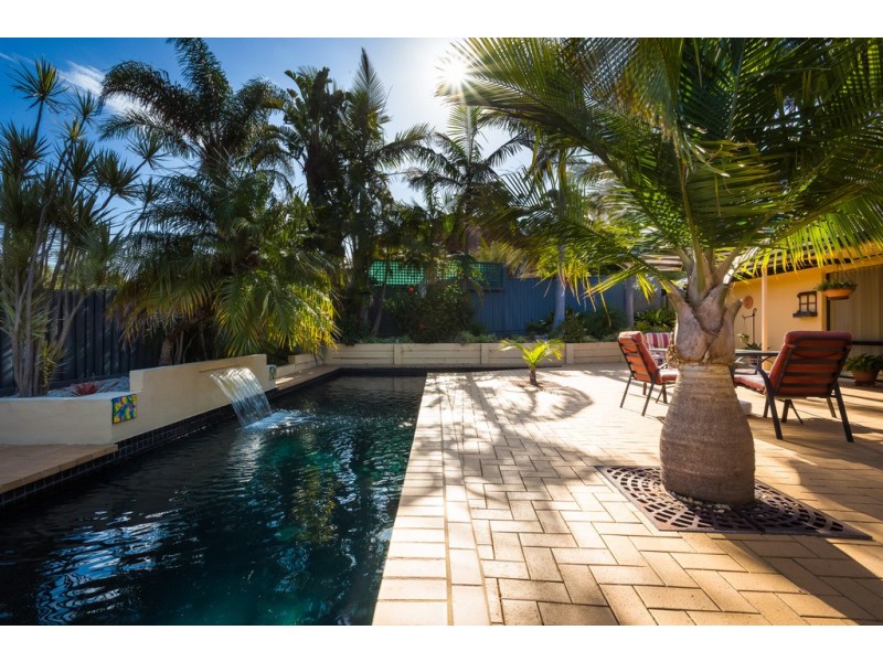 3 HAKEA PLACE, Tura Beach NSW 2548