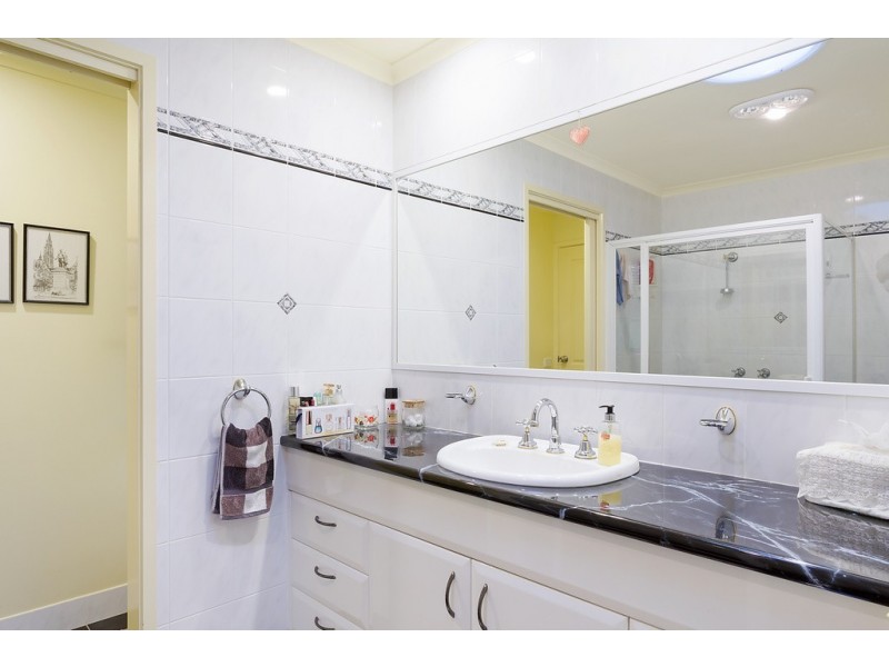 3 HAKEA PLACE, Tura Beach NSW 2548