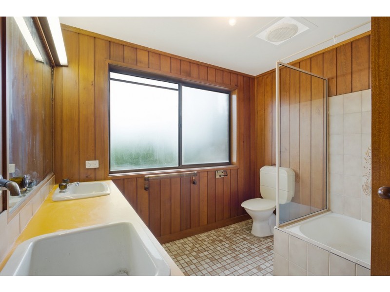 2/7 HENWOOD STREET, Merimbula NSW 2548