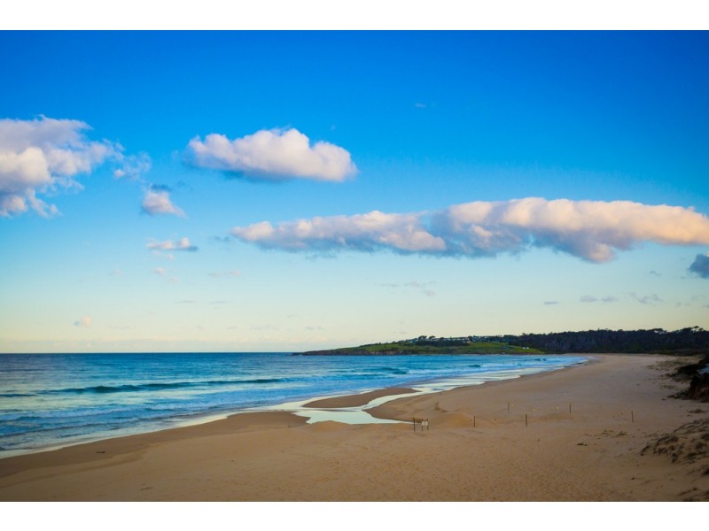 4C Surf Circle, Tura Beach NSW 2548