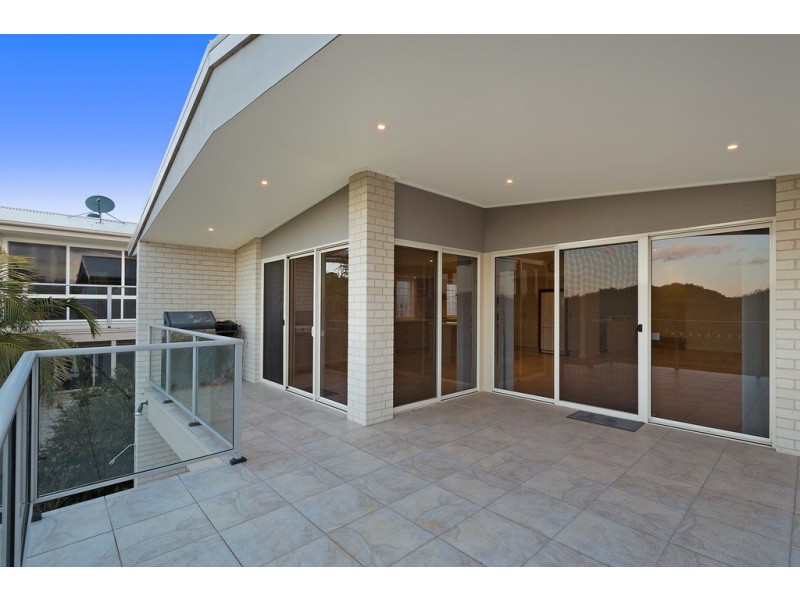 4C Surf Circle, Tura Beach NSW 2548